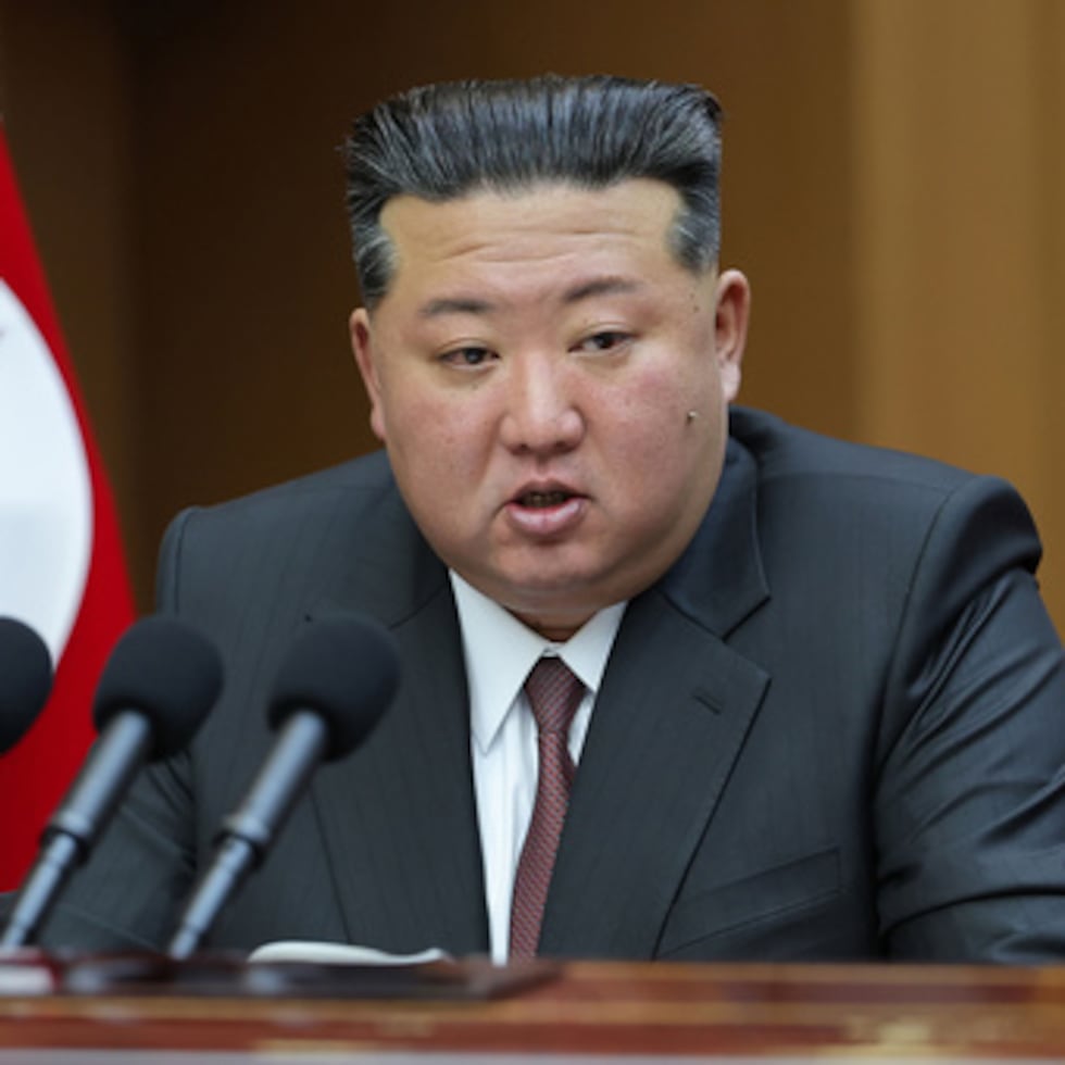 El Estado Mayor Conjunto de Corea del Sur no dio más detalles, como a qué distancia voló el último proyectil y qué tipo de arma se lanzó.