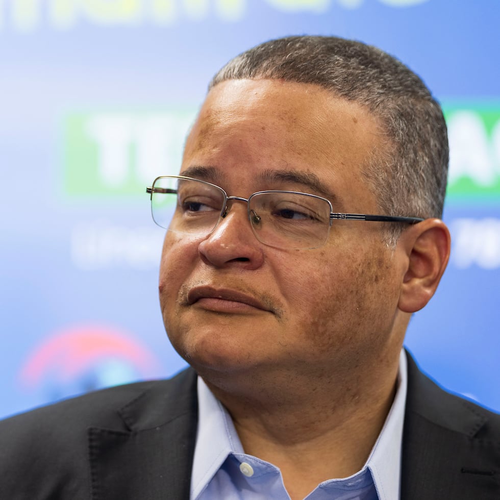 El secretario de Salud, Víctor Ramos.