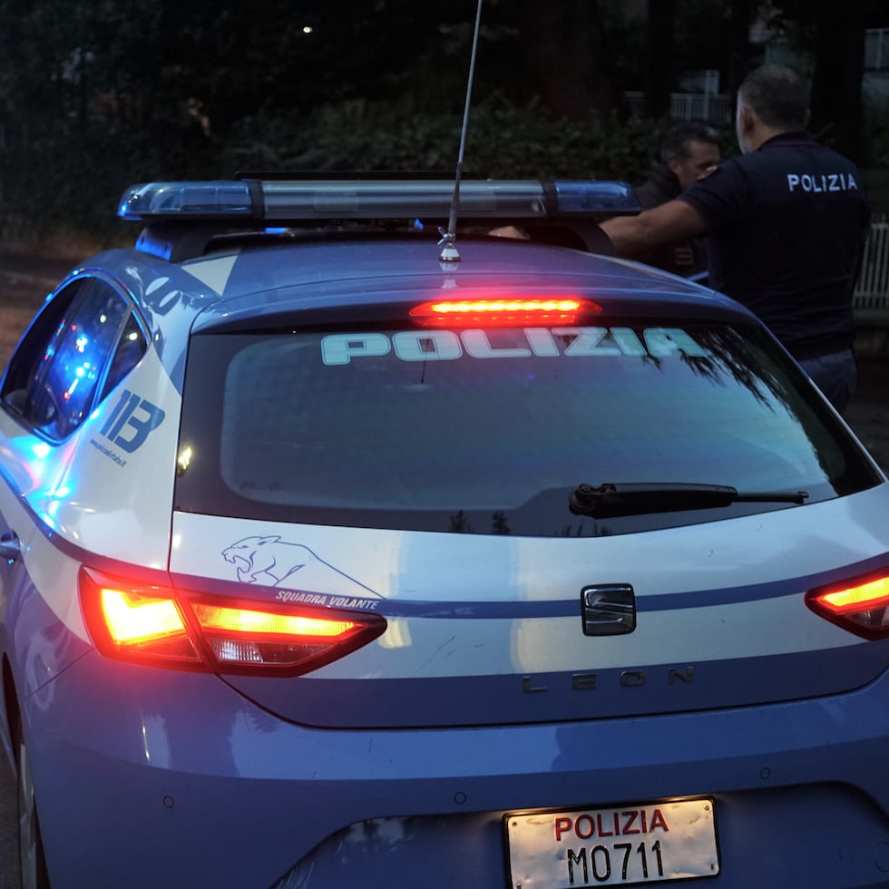 Ante la escena, los funcionarios municipales desconfiaron y llamaron a la policía.