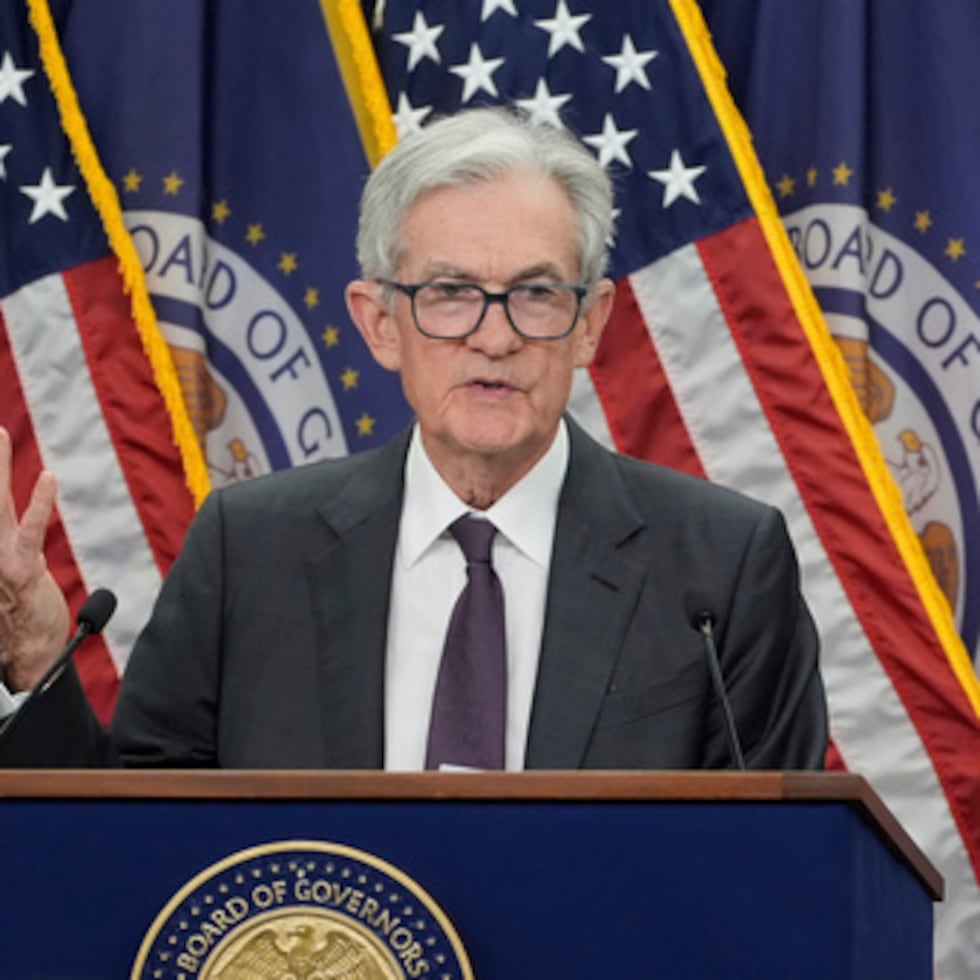 La Reserva anunció una baja en la tasa de fondos federal entre bancos en 25 puntos base, entre 3.75 a 4.00%. En la foto, Jerome Powell, presidente de la Reserva Federal.