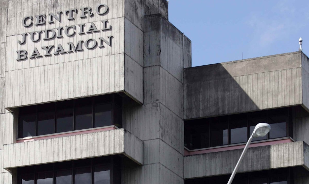Defensa de menor imputado de matar a su abuela alerta sobre su salud mental en vista preliminar