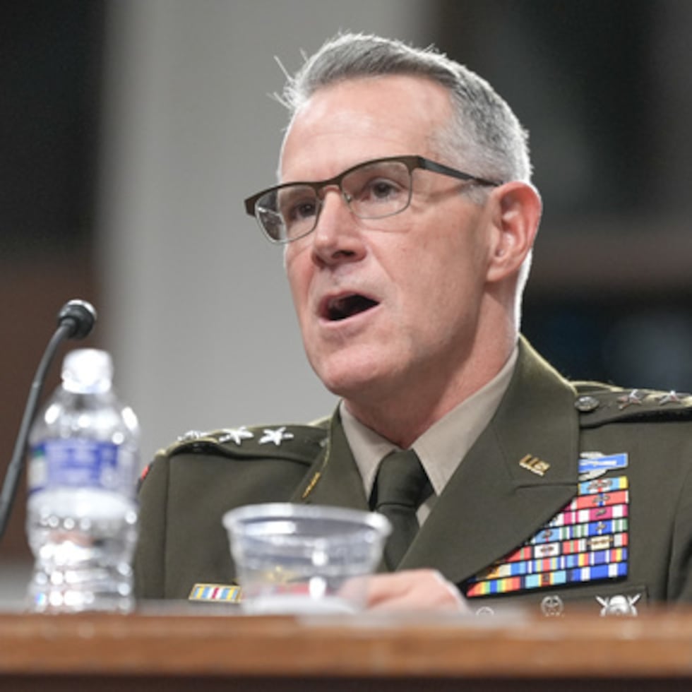 El Teniente General Joshua Rudd testifica durante una audiencia del Comité del Senado sobre Servicios Armados en el Capitolio, el jueves 15 de enero de 2026, en Washington. (AP Photo/Mariam Zuhaib)
