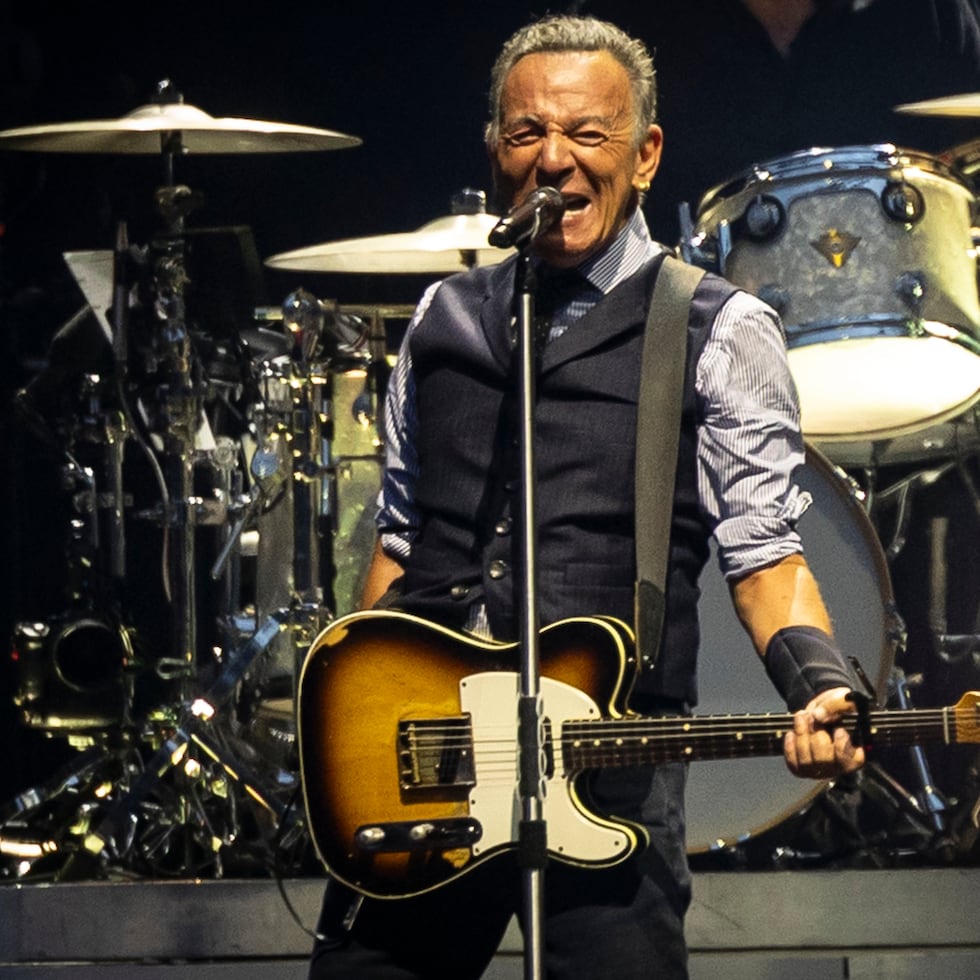 Desde el inicio, Springsteen enmarcó el espectáculo como una defensa de los valores estadounidenses.