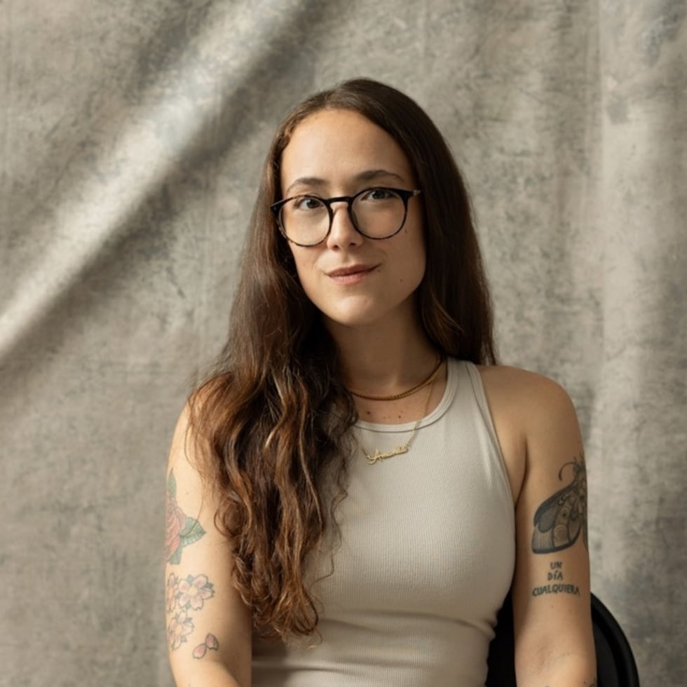La poeta Amanda Hernández.