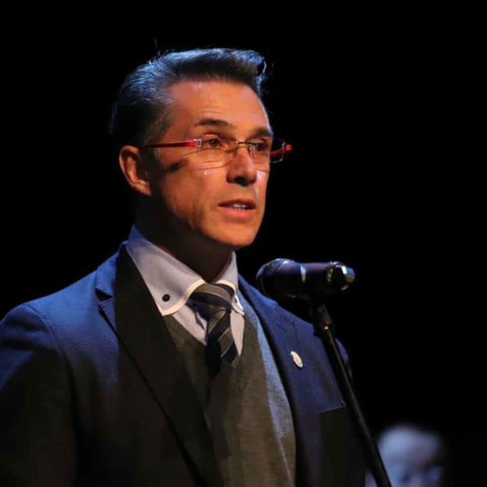 Sergio Mayer solicitó una licencia indefinida en la Cámara de Diputados para integrarse al “reality show”.