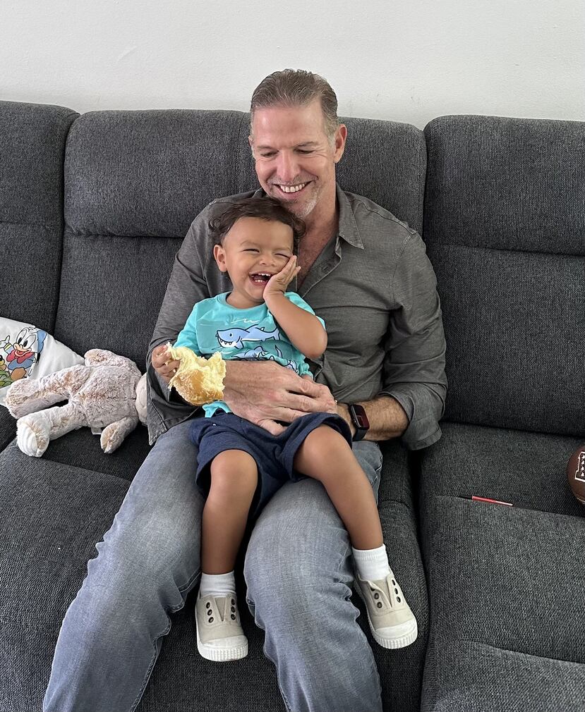 Shames disfruta una nueva etapa como abuelo de Zac.