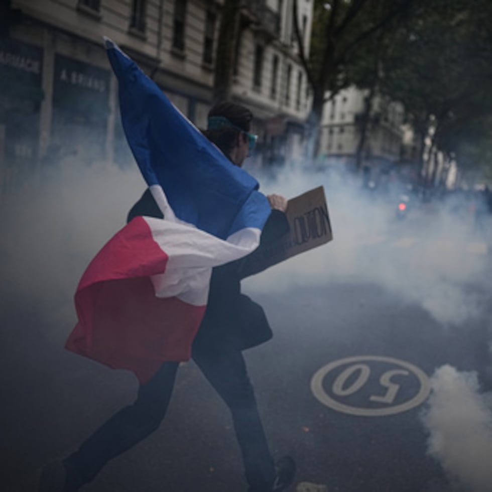 En Francia, los alumnos que se han manifestado han logrado desencadenar un debate nacional sobre la financiación de los centros educativos, que se ha convertido en un malestar más generalizado debido a las dificultades relacionadas con el coste de la vida y la actuación policial desmesurada.