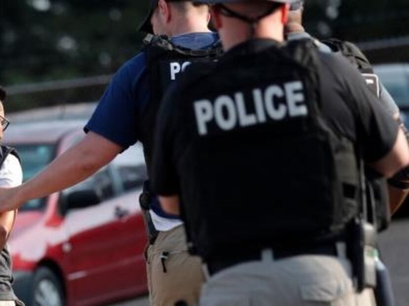 El Departamento de Servicios de Protección Infantil de Mississippi dijo que está investigando si algún niño inmigrante necesita tutores mientras sus padres están en detención. (AP)