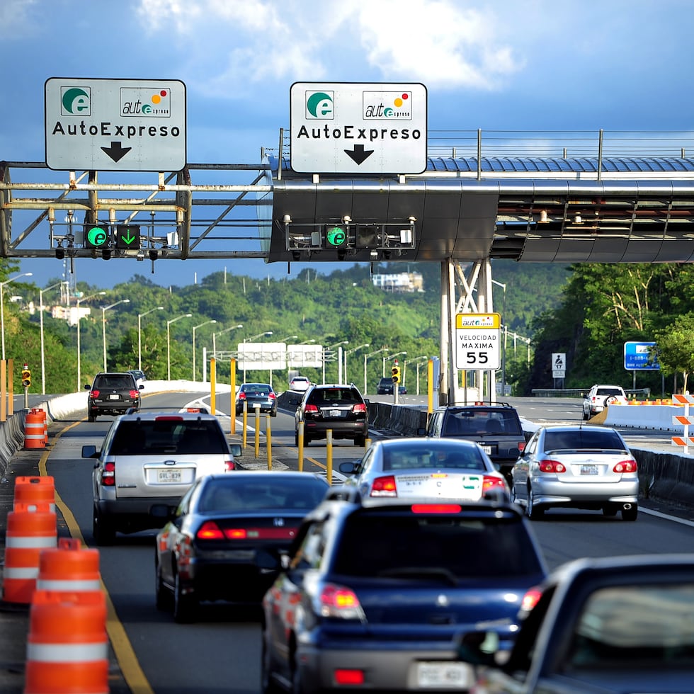 A finales de julio, la ACT anunció que, a partir de octubre de 2026, reactivará la imposición de multas a los conductores que utilicen los peajes sin contar con dinero suficiente en sus cuentas de AutoExpreso.
