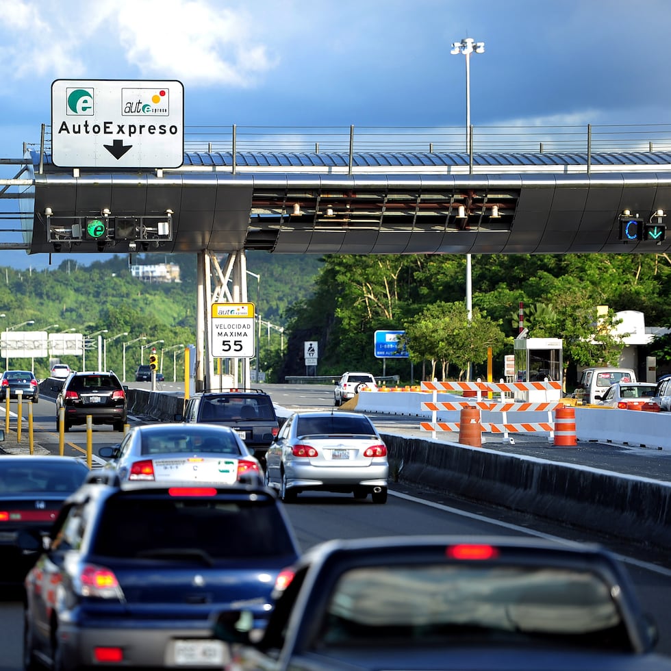 A finales de julio, la ACT anunció que, a partir de octubre de 2026, reactivará la imposición de multas a los conductores que utilicen los peajes sin contar con dinero suficiente en sus cuentas de AutoExpreso, una penalidad que fue suspendida en el 2022 tras el ciberataque que sufrió el operador del sistema.