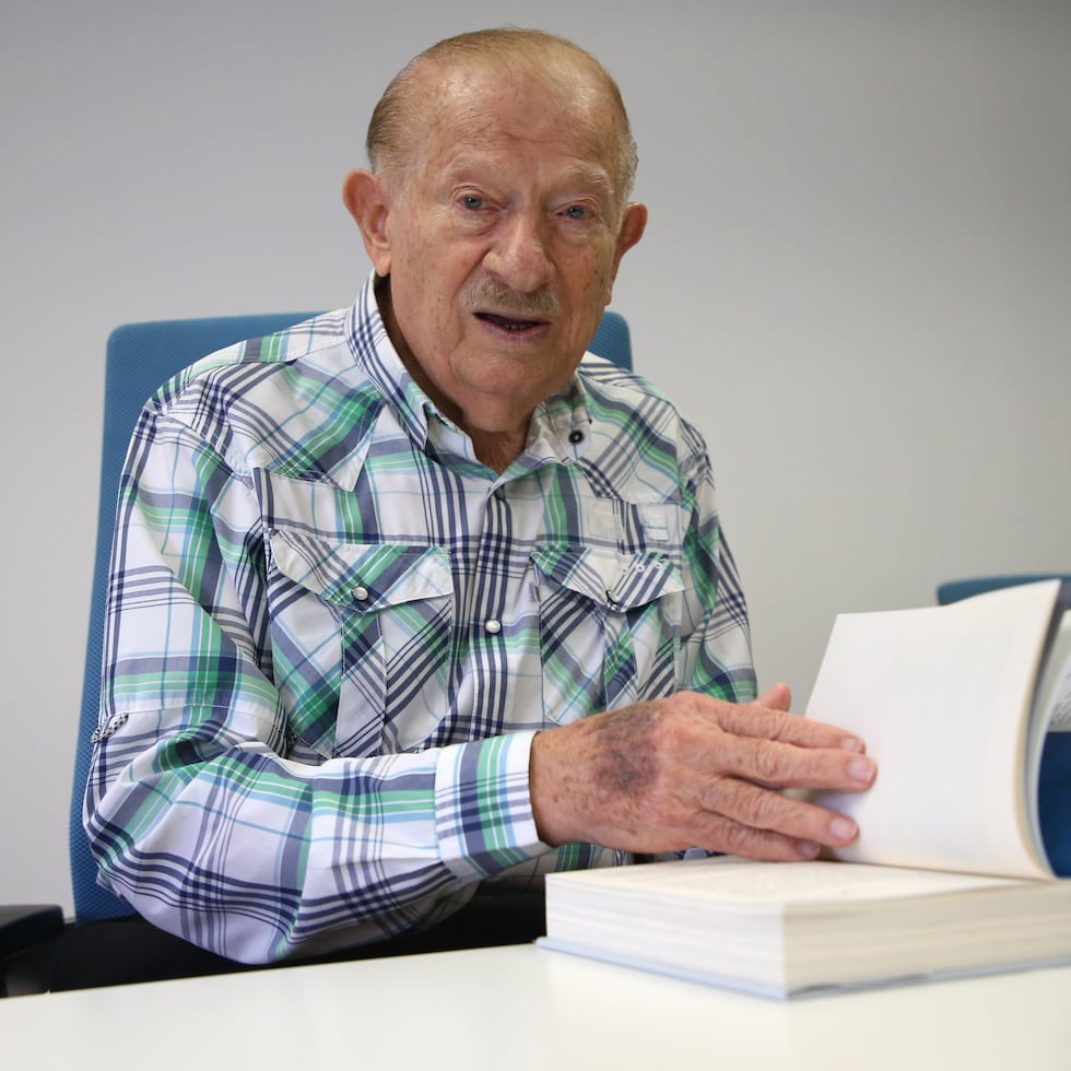 Ramón Luis Rivera, padre, falleció hoy a los 97 años.