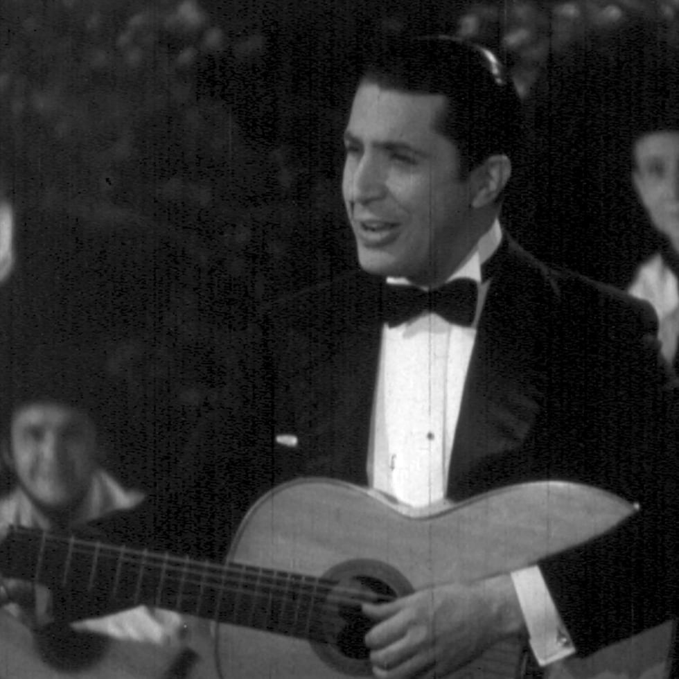 Más allá de la documentación oficial, el propio Gardel se refirió explícitamente a su nacionalidad en al menos tres ocasiones durante 1933.