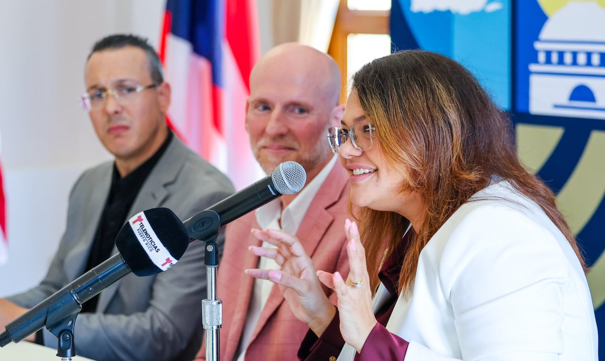 Toledo radica por tercera vez proyecto para reconocer la Lengua de Señas Puertorriqueña