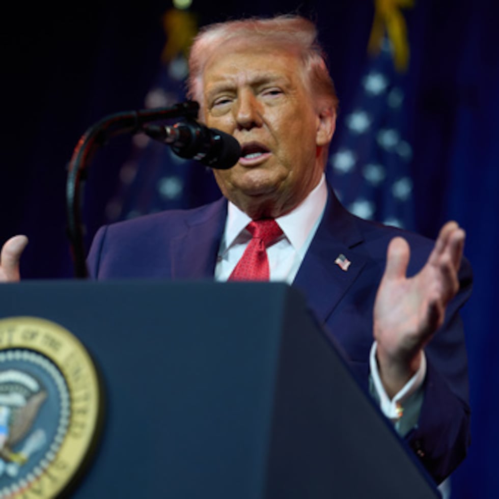 El presidente Donald Trump prometió abandonar entidades centradas en el clima, el trabajo y la migración, entre otras.