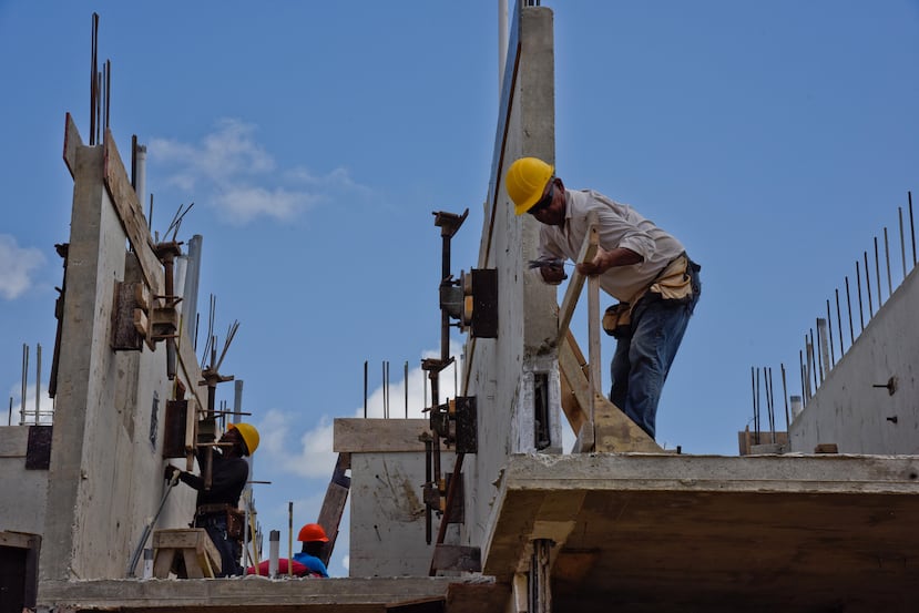 El secretario del Departamento de la Vivienda dijo que se espera que Puerto Rico llegue a recibir $20,200 millones por fondos CDBG-DR, de los cuales, casi la mitad, irán a programas de vivienda y construcción.