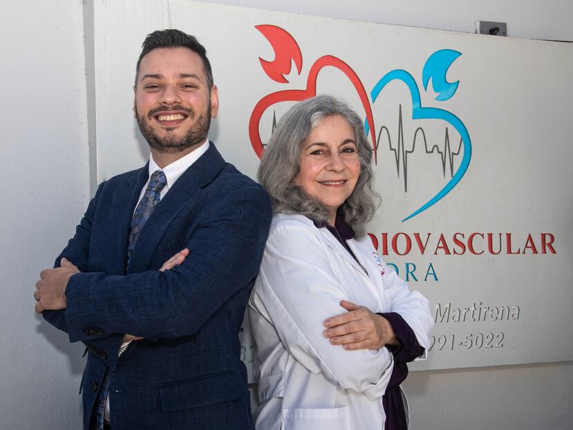 La doctora Julia Vázquez Martirena, fundadora y presidenta de la Clínica Cardiovascular de Cidra, junto a Alfredo Rodríguez Vázquez, administrador.