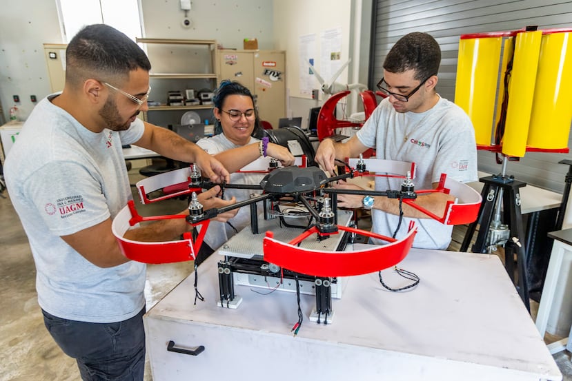 Los estudiantes pueden hacer un bachillerato en cuatro años, en vez de los cinco años que suele acompañar un grado en esta disciplina.