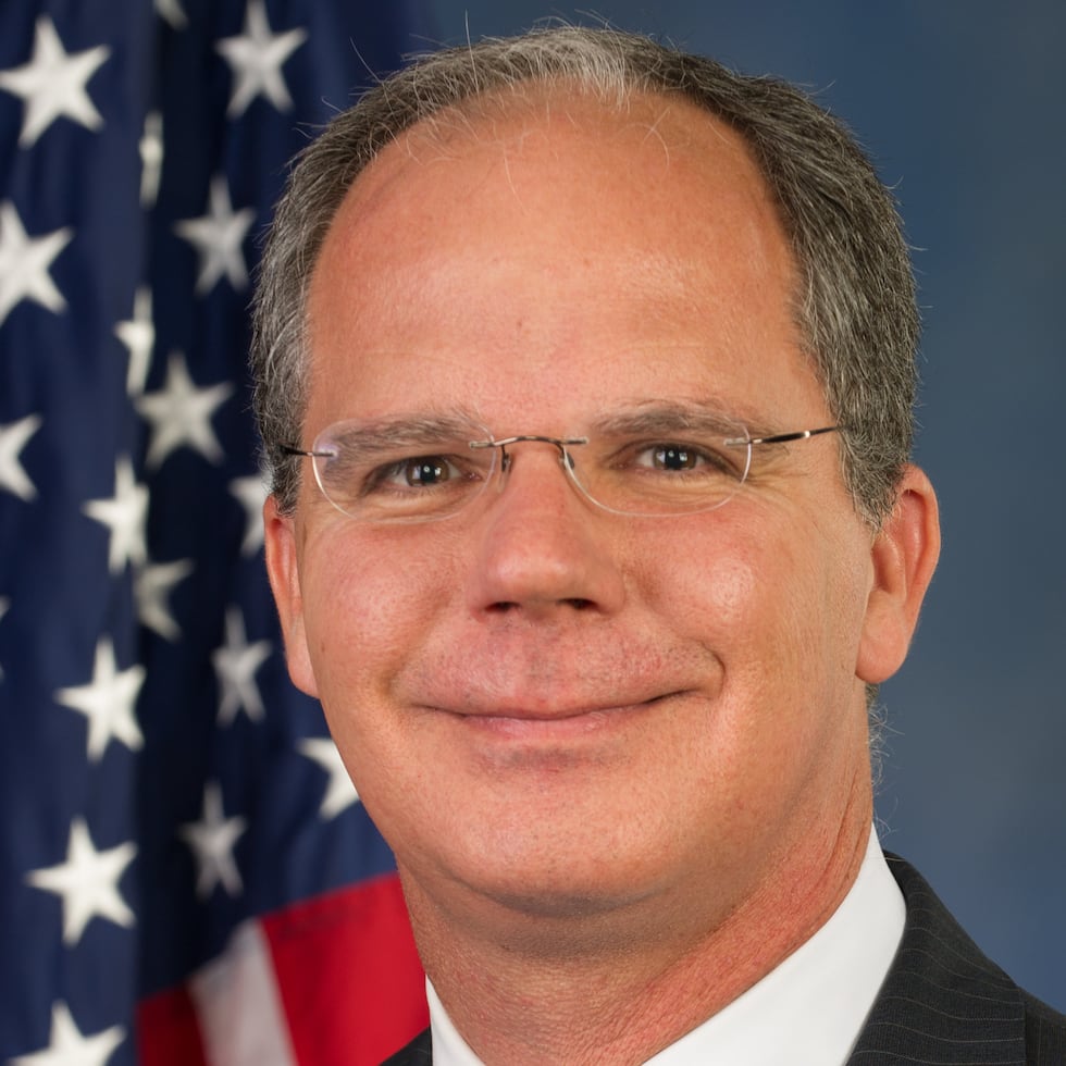 Brett Guthrie, republicano por Kentucky, preside el Comité de Energía y Comercio, que tiene jurisdicción en la Cámara de Representantes sobre el programa Medicaid.