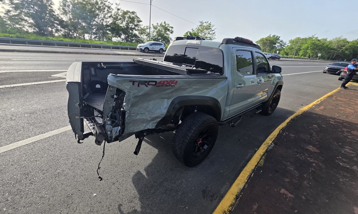 Muere motociclista tras choque con guagua en Toa Baja