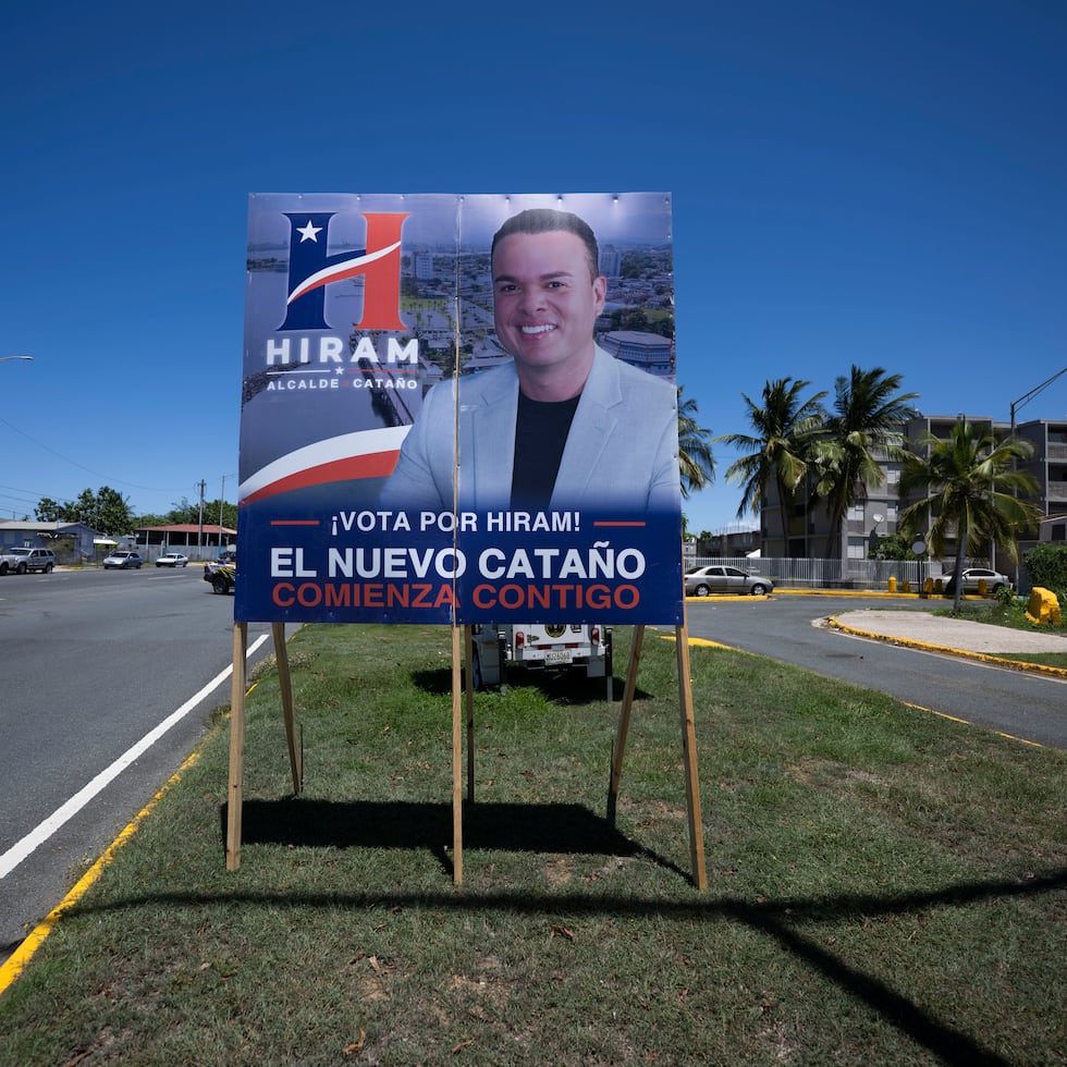 Propaganda política de Hiram Torres Montalvo en Cataño.