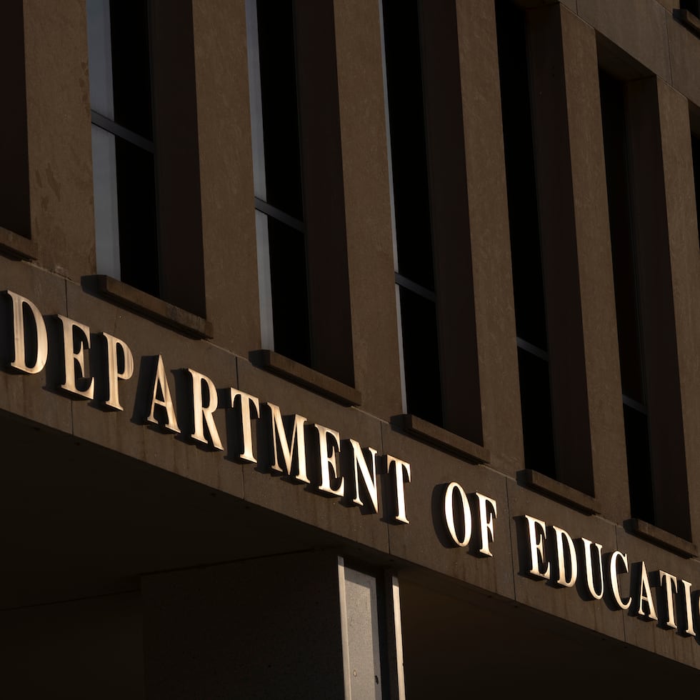El gobierno de Donald Trump despedido o forzado la renuncia de casi la mitad de los empleados del Departamento de Educación federal.