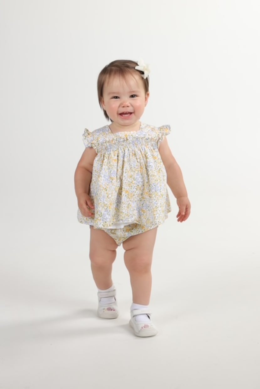La niña Cecilia Victoria Soto Lamela, hija de los periodistas Zugey Lamela y Walter Soto León, es la imagen de la nueva campaña de estampitas de la organización March of Dimes.