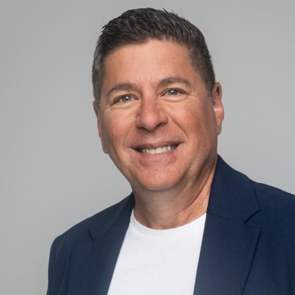 Raymond Arrieta regresa en noviembre a la raíz de su vocación artística con “El Late Night” en el Tropicoro del Fairmont El San Juan.