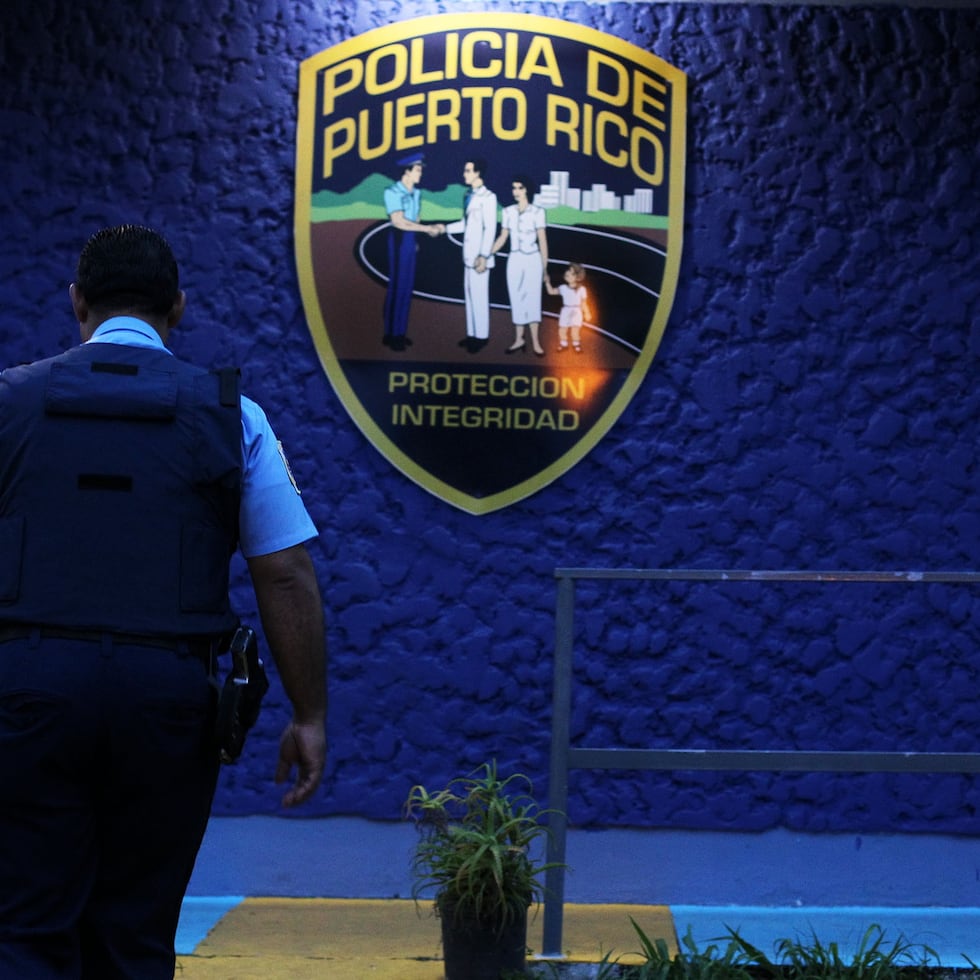 Los hechos fueron reportados a eso de las 2:12 a.m. de este lunes, en una residencia que ubica en la urbanización Jardines de Barranquitas.
