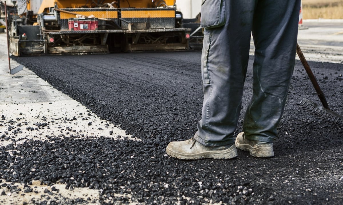 Gobierno gestiona fondos adicionales en el presupuesto para la rehabilitación de carreteras