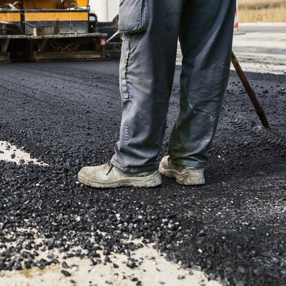 Entre los proyectos que se desarrollarían bajo el nuevo presupuesto, estaría la repavimentación de la carretera PR-2, entre Aguada y Aguadilla.