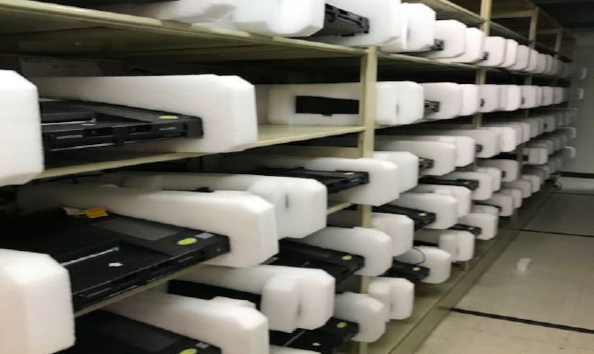 Tribunal avala a la CEE para continuar subasta de máquinas de escrutinio electrónico