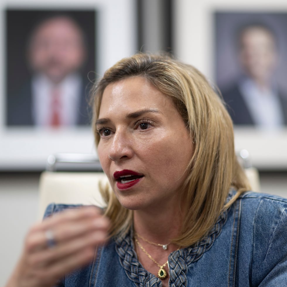 La Asociación de Constructores, que preside Pinsy Rivera Ortiz (en la foto), convoca al foro educativo “Tiempos de incertidumbre, retos y oportunidades para la construcción".