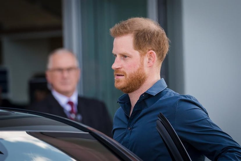 El príncipe Harry confiesa que al principio no quiso "creer o aceptar" la muerte de su madre. (EFE).