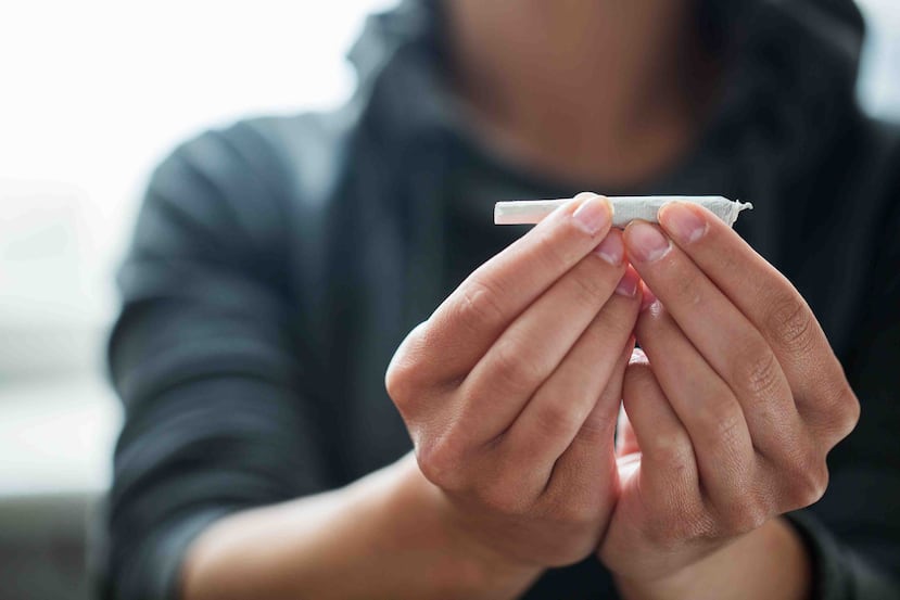 La marihuana sintética es una variedad amplia de mezclas compuestas de hierbas y sustancias químicas artificiales que están diseñadas para reproducir el efecto del ingrediente activo de la marihuana tradicional. (Foto: Shutterstock.com)