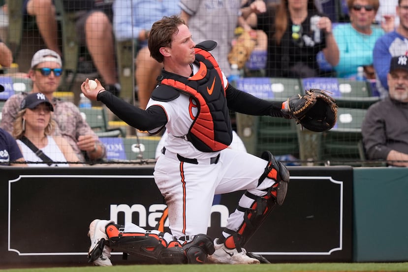 El receptor Adley Rutschman, una de las valiosas piezas de las que se desprendieron los Orioles.