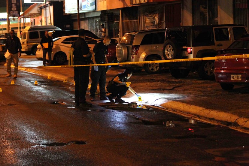 La Policía no informó que alguien resultara herido en la balacera. (GFR Media)