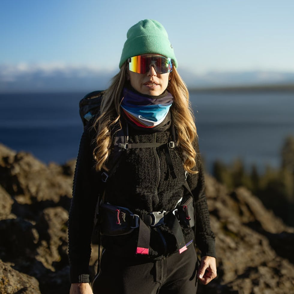 Esta es Nicole Santiago, la alpinista de ascendencia boricua que intentará escalar el Monte Everest próximamente.