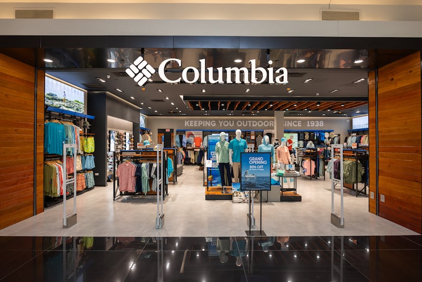 Tienda Columbia en Plaza del Sol.