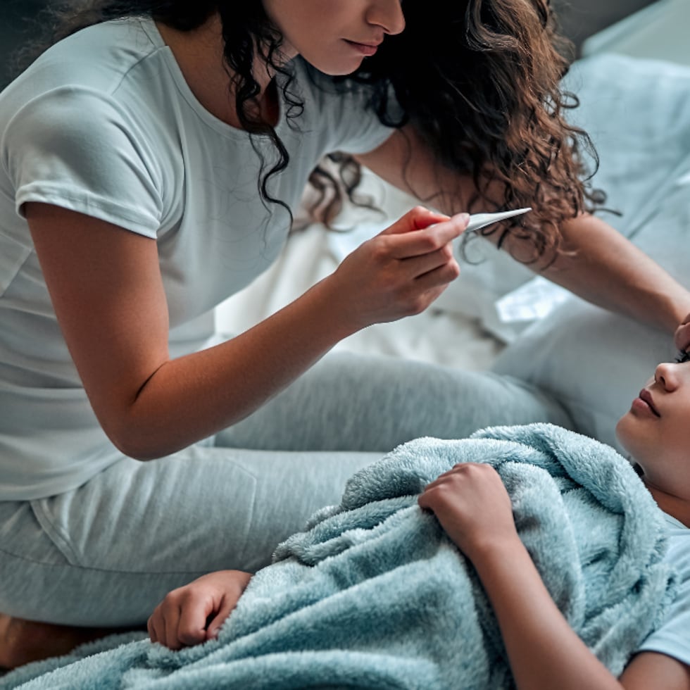 El 49.9% de los casos se ha registrado en la población pediátrica (0-19 años).