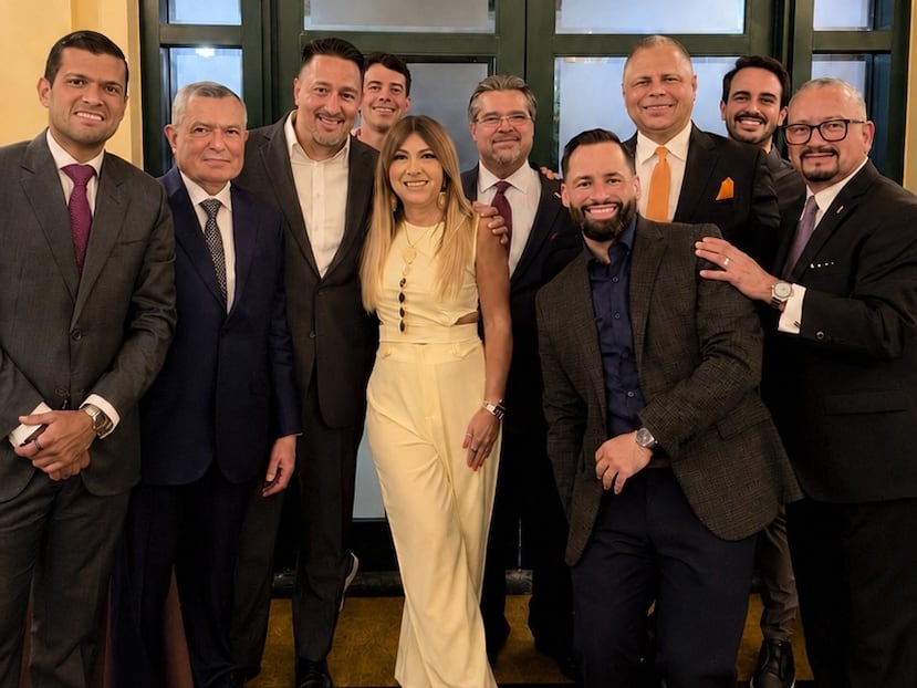 Rafael Carrero, Gustavo Pérez, Robert Calversbert, Brenda Burgos, Michael Báez, Ángel Alicea, Félix Vázquez, José Fernández y Carlos Bonet.