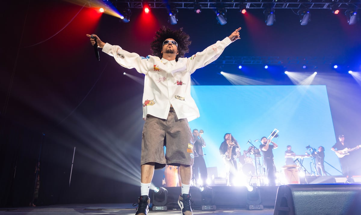 PJ Sin Suela debuta en el Coca-Cola Music Hall con show de dos horas y ocho artistas invitados
