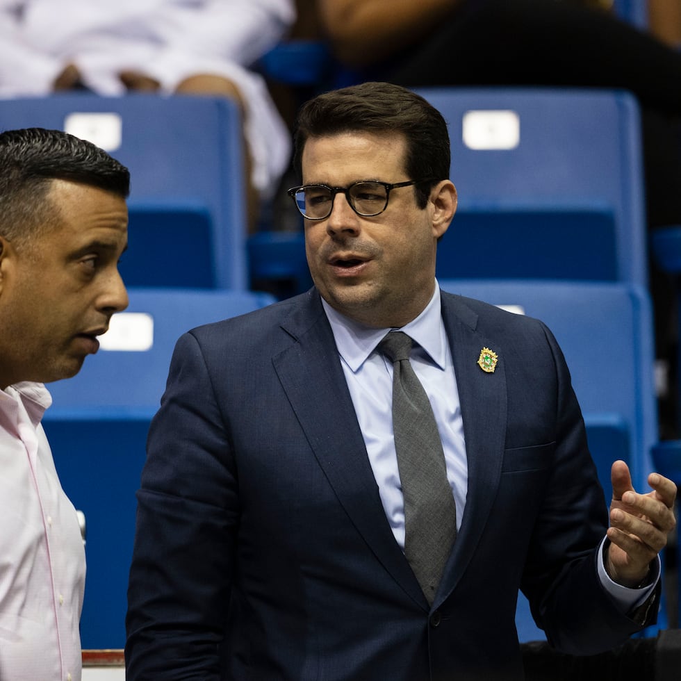 Domenech fue citado el martes a comparecer ante una Comisión Total del Senado.