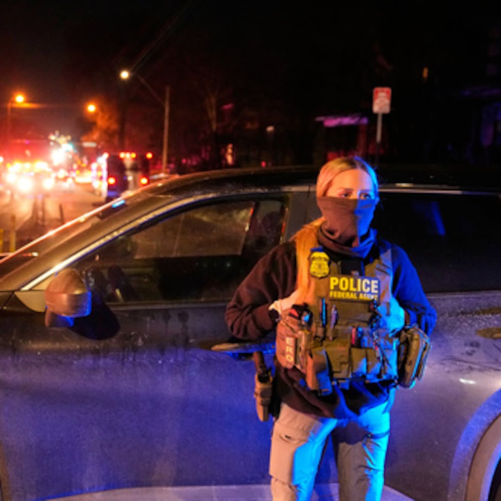 Christian Castro es el segundo agente federal acusado por su conducta durante la represión de Minnesota, conocida como Operación Metro Surge.