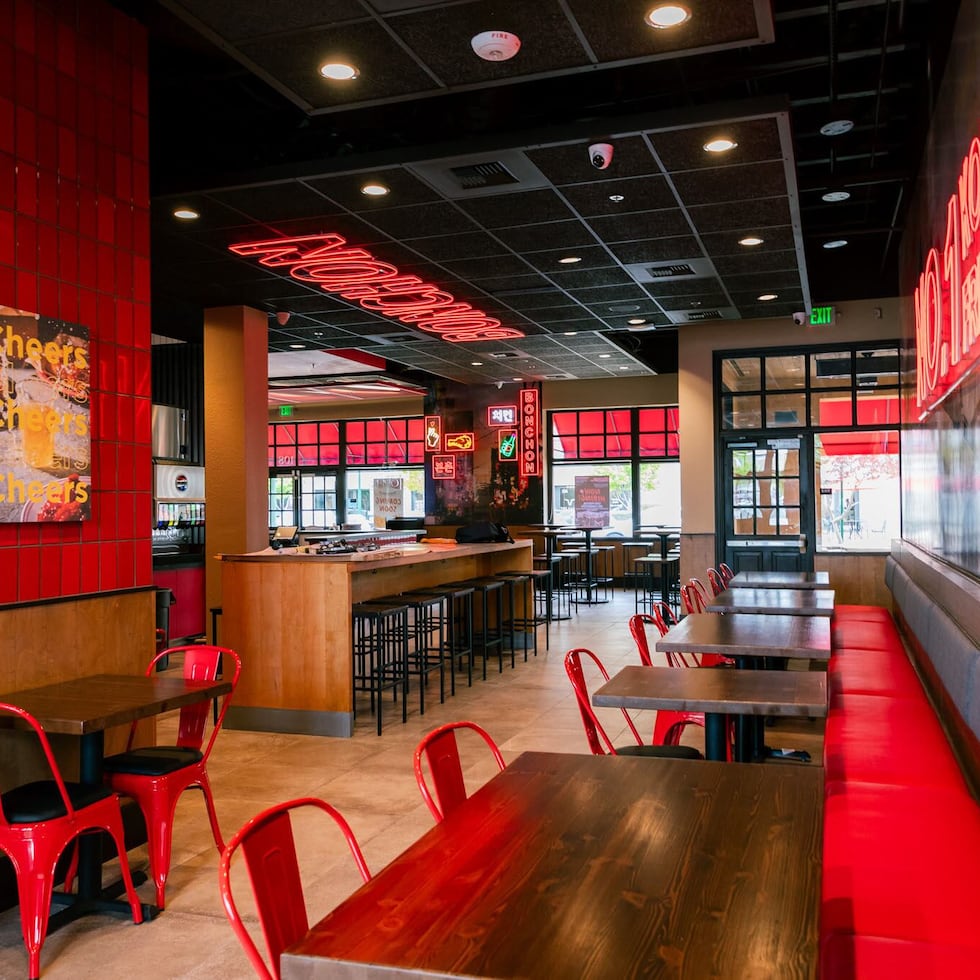 The franchise operator in Puerto Rico, Erick Muro, expects to open the first Bonchon stores this year.