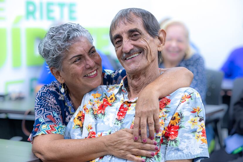 Pareja participante del MCS Club Te Paga.