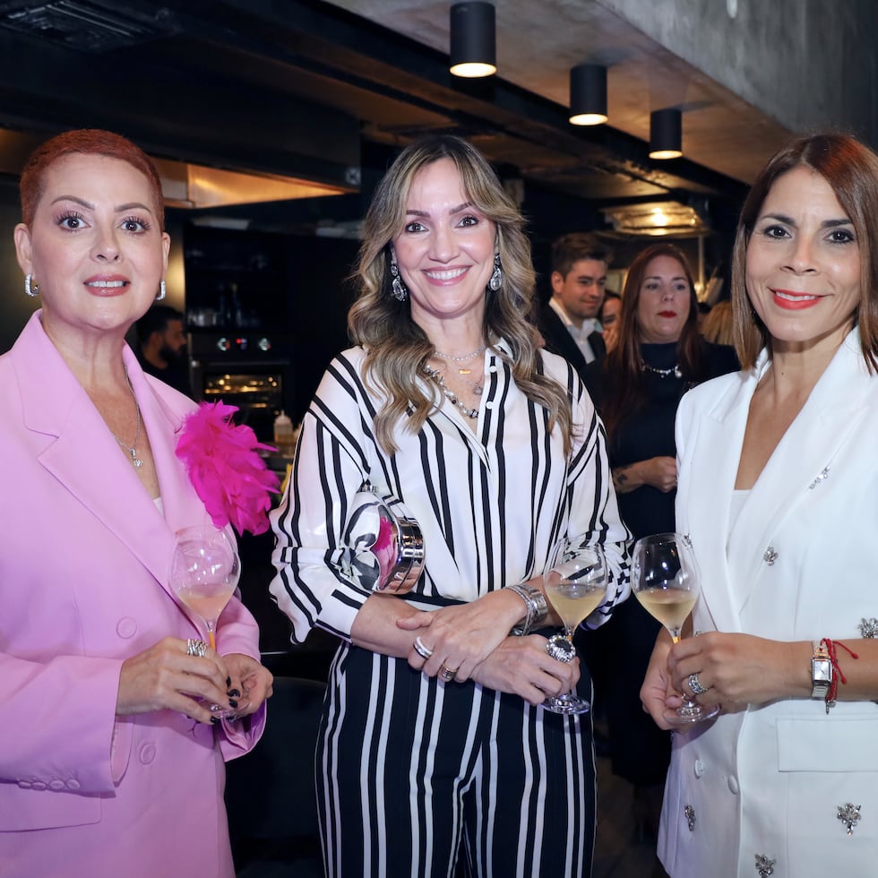 Yadira Pizarro, Ivonne Rodríguez-Wiewall, Coralis Torres