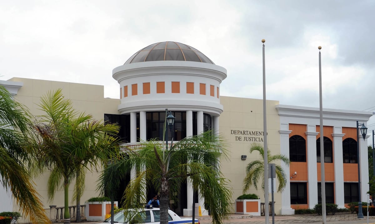 Formulan cargos contra pareja por muerte de niño de 12 años que se disparó con arma del padrastro en Culebra