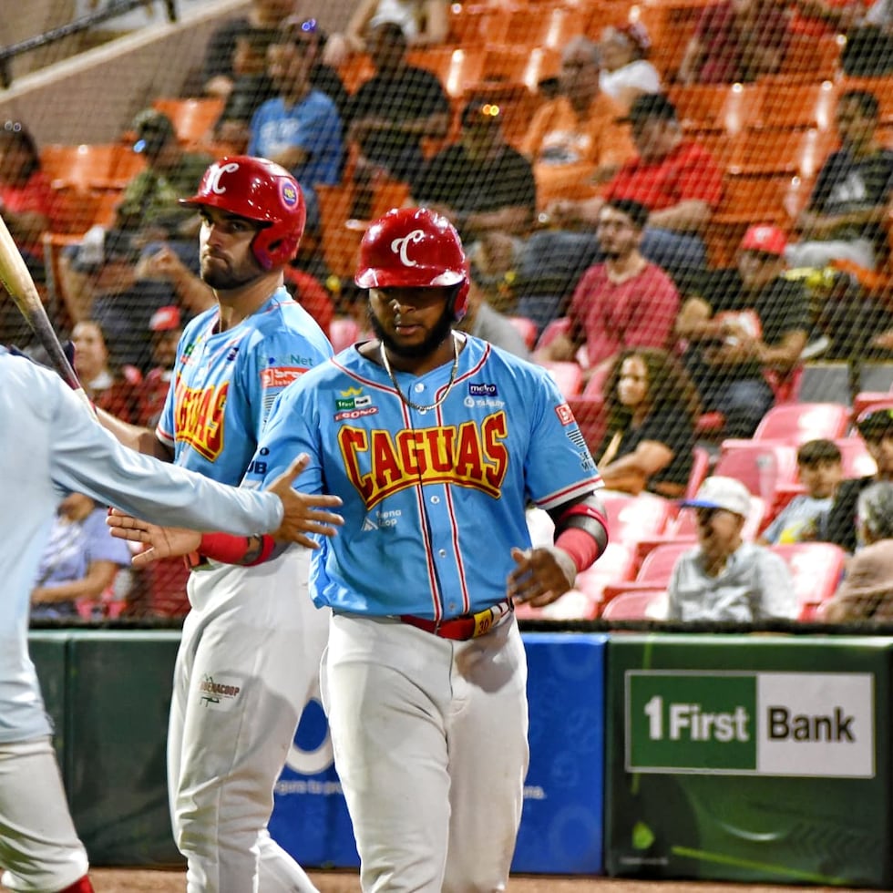 El jardinero Nelson Velázquez, actualmente, es agente libre. Luego de México consiguió un contrato de liga menor con los Pirates.