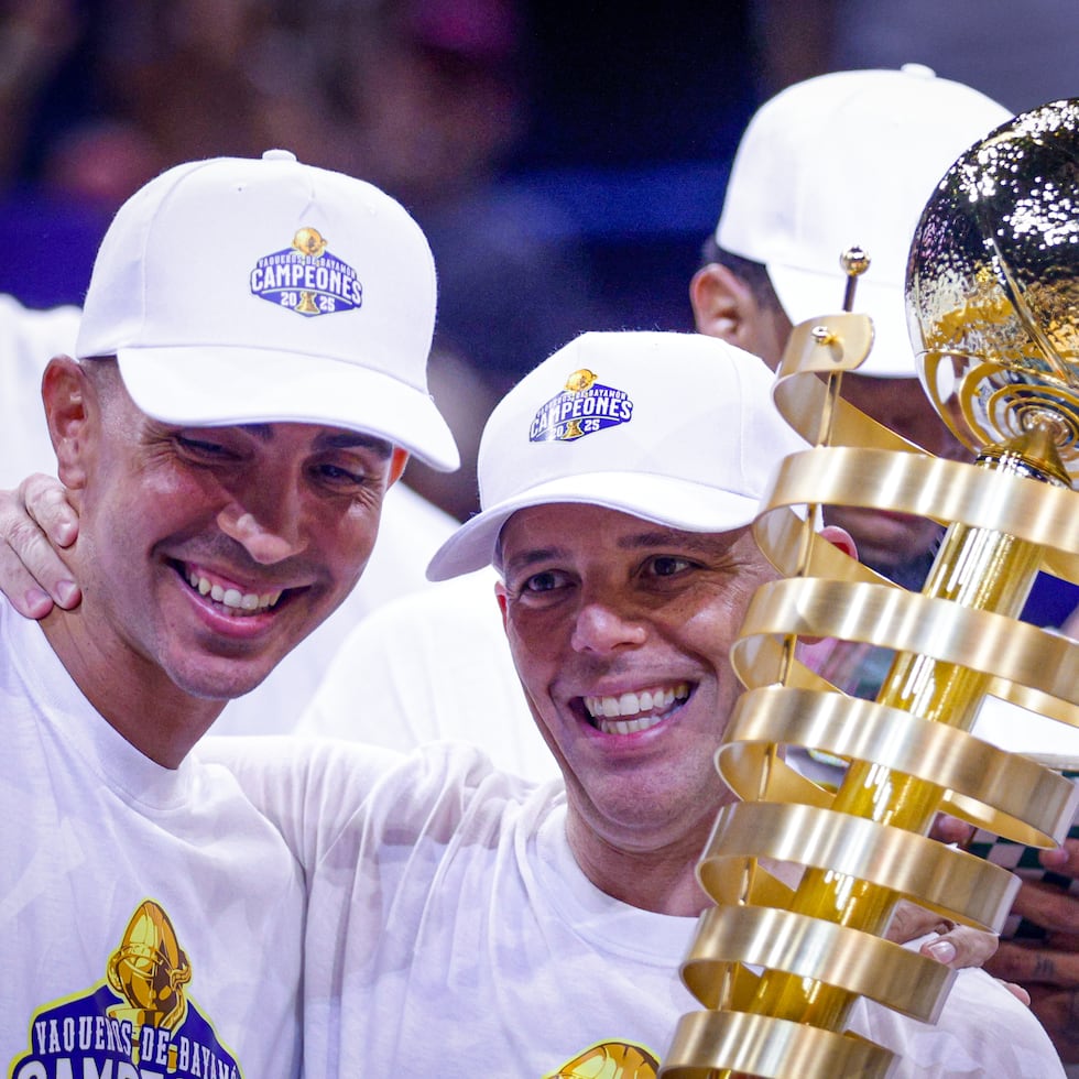 Carlos Arroyo y Eric Duars son los principales administradores de los Vaqueros.