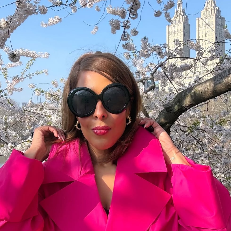La periodista Yolaine Díaz trabajó temas de moda para la revista People en Español.